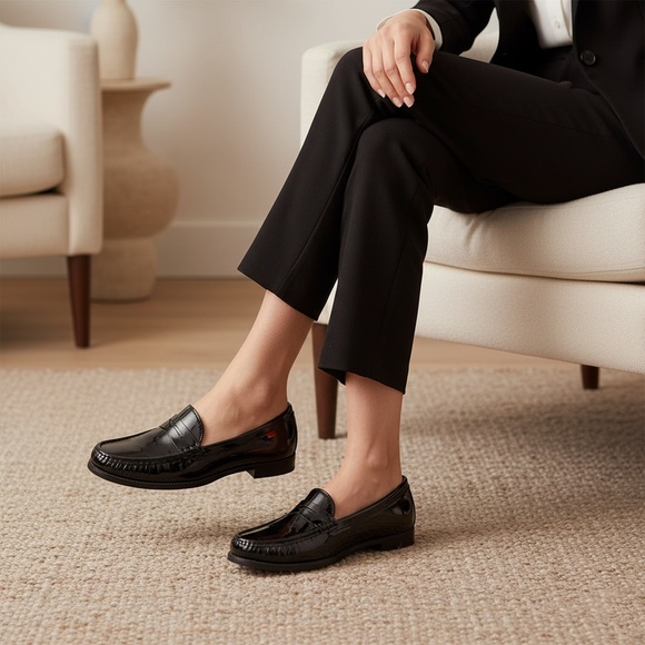 Black patent leather loafers - Marc Joseph East Village - Picture 2 of 7